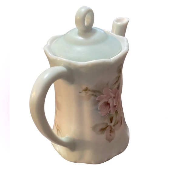 Antique teapot - Picture 2 of 7